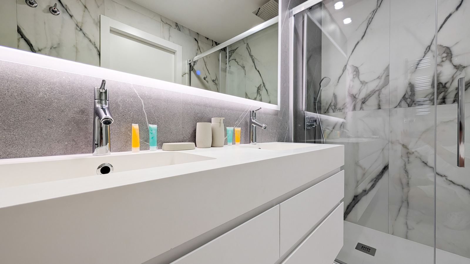 photo of Apartments on C. Brasil, 1, 03502 Benidorm, Alicante, Spain