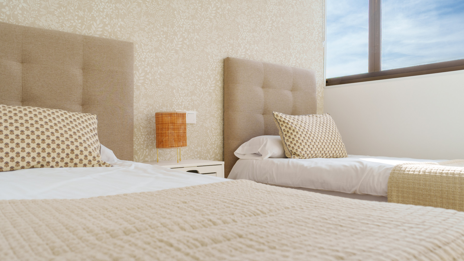 photo of Apartments on Av. del Mediterráneo, 43, 03503 Benidorm, Alicante, Spain