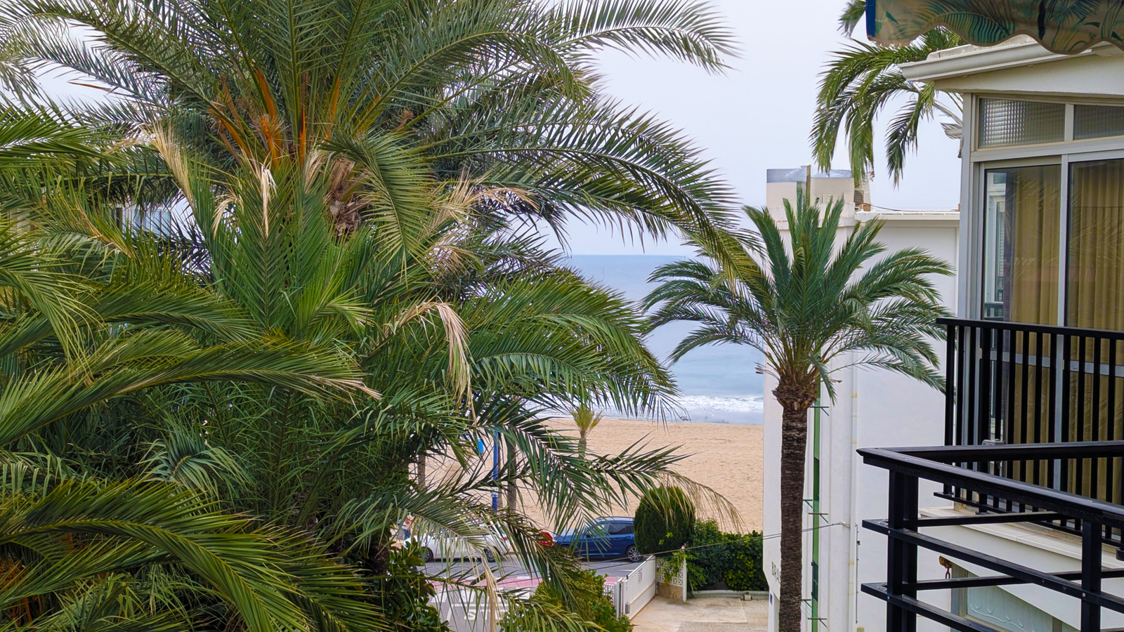 photo of Apartments on Av. Vicente Llorca Alós, 9, 03502 Benidorm, Alicante, Spain