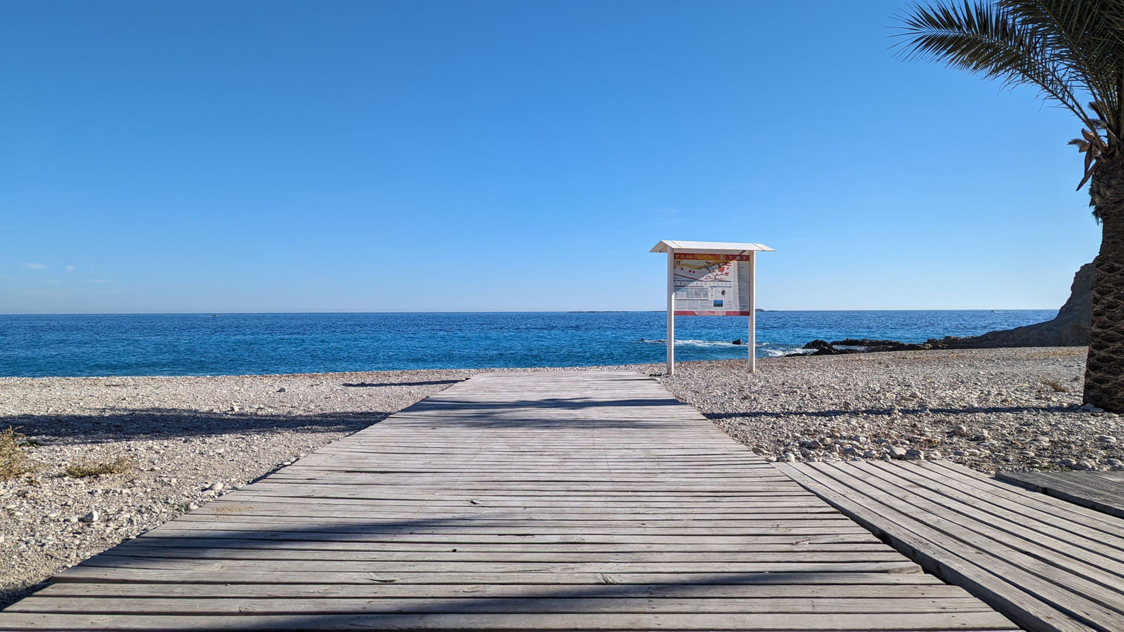 photo of Villa or house on Ctra. del Port, 2, 03570 Villajoyosa, Alicante, Spain