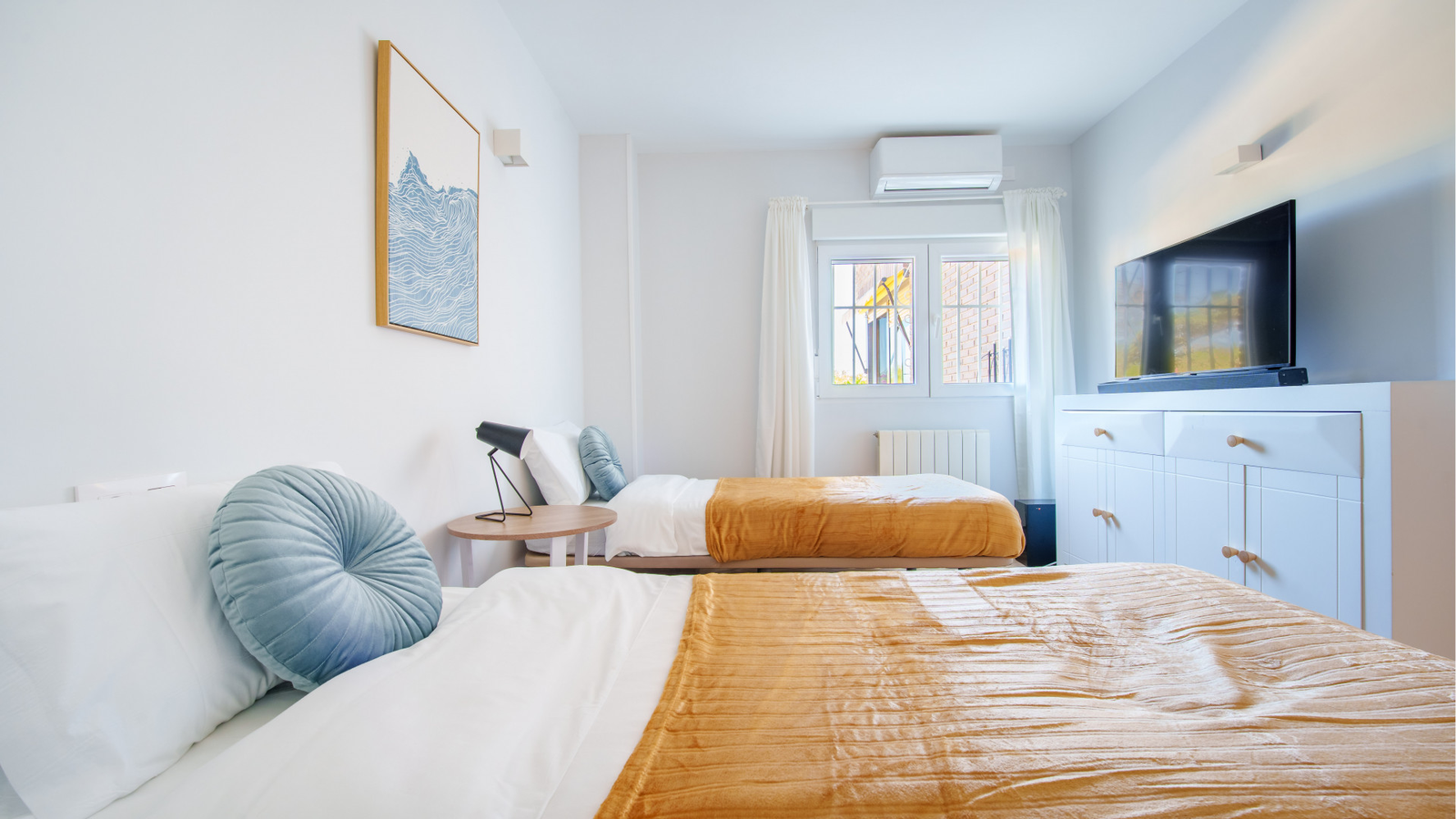 photo of Apartments on Calle Avilés, 10, 03502 Benidorm, Alicante, Spain