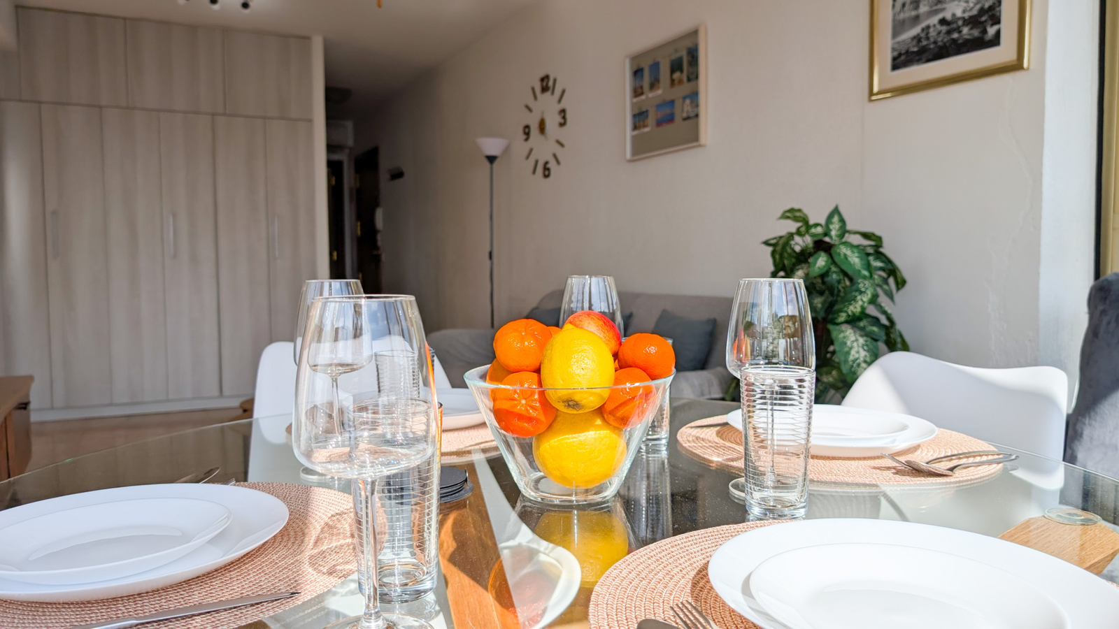 photo of Apartments on Playa de Levante, C. Gerona, 30, 03503 Benidorm, Alicante, Spain