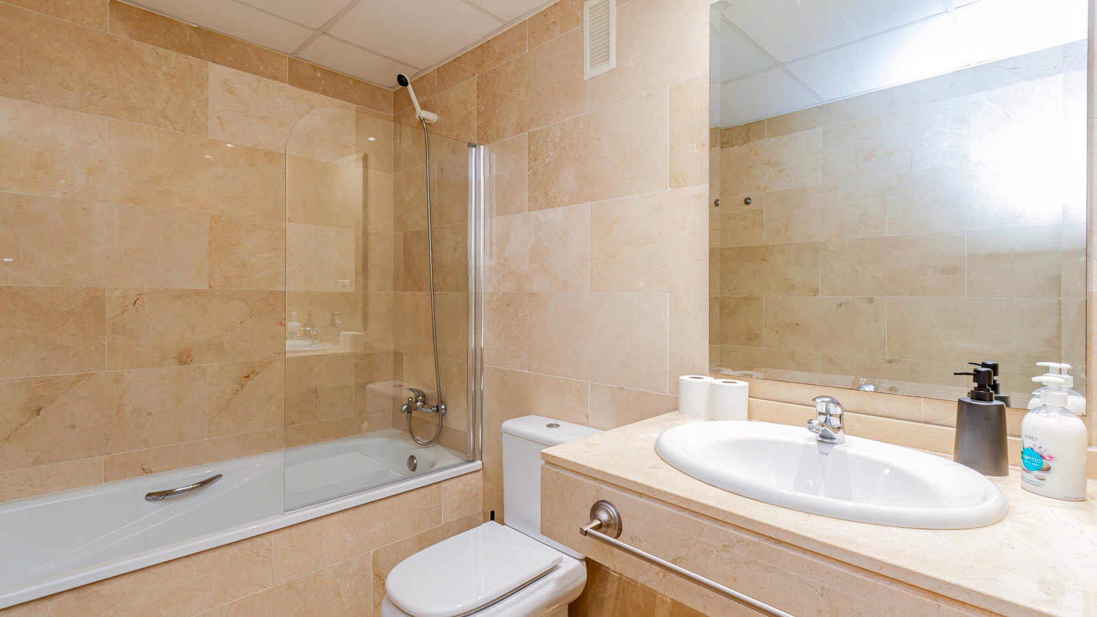 photo of Villa or house on Carrer Marinada, 1, 03570 Benidorm, Alicante, Spain