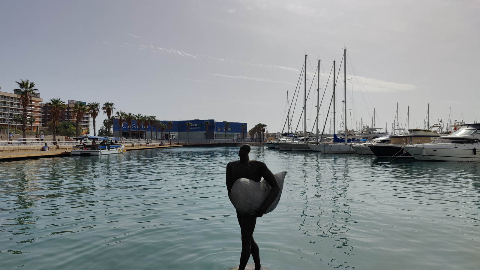 photo of Apartments on Pl. del Carmen, 14, 03002 Alicante, Spain