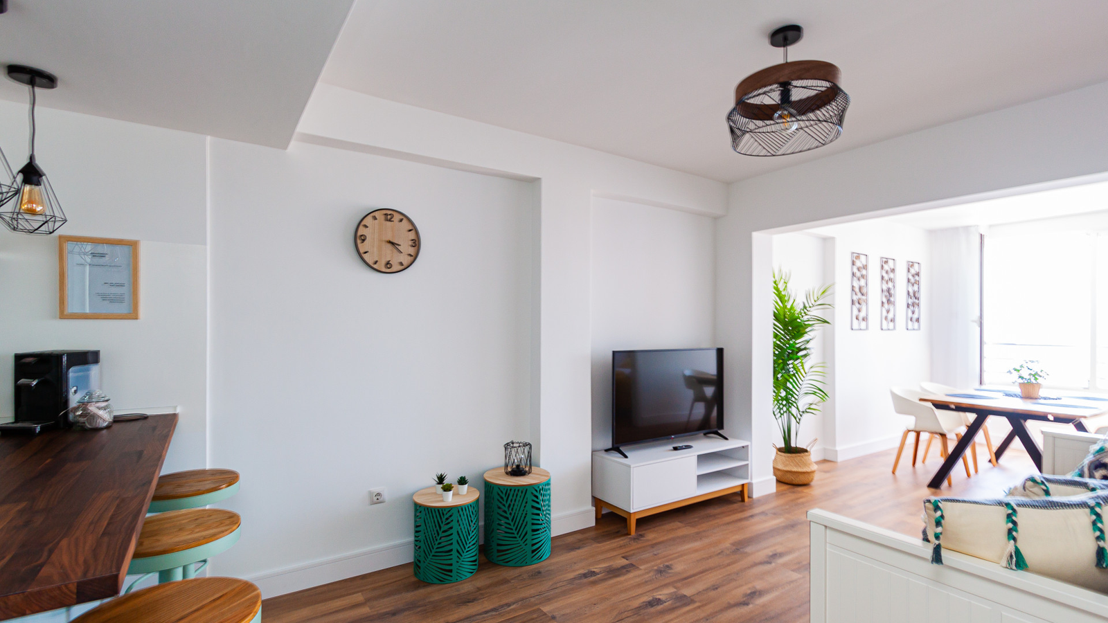 photo of Apartments on C. de Bonn, 4, 03503 Benidorm, Alicante, Spain