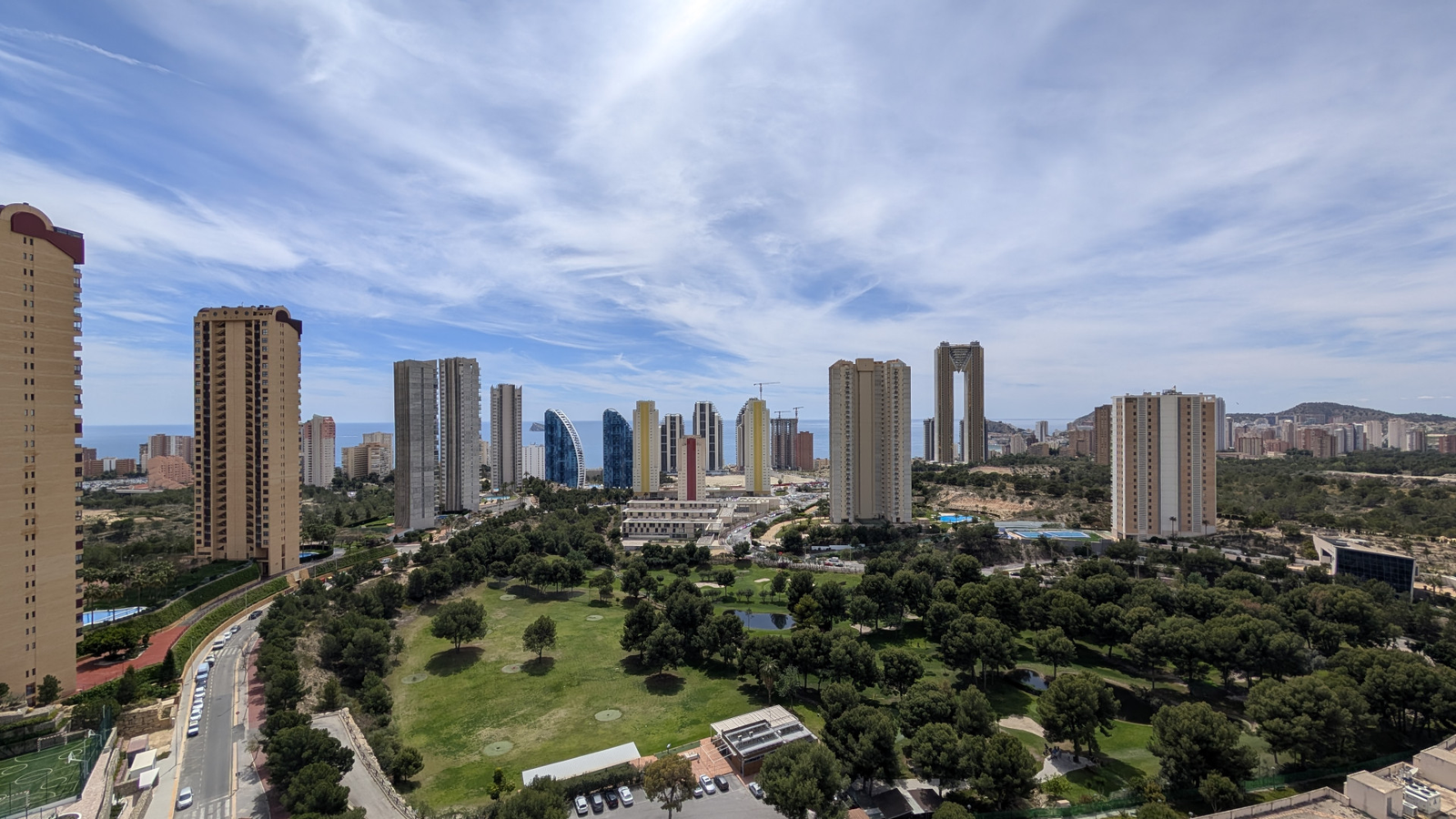 photo of Apartments on Calle Pdte. Adolfo Suárez, 14, 03502 Benidorm, Alicante, Spain