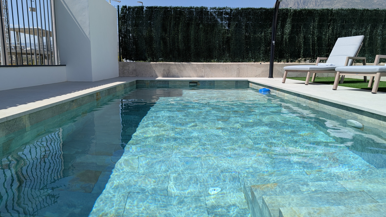 photo of Villa or house on Carrer de Tavernes, 9C, 03509, Alicante, Spain