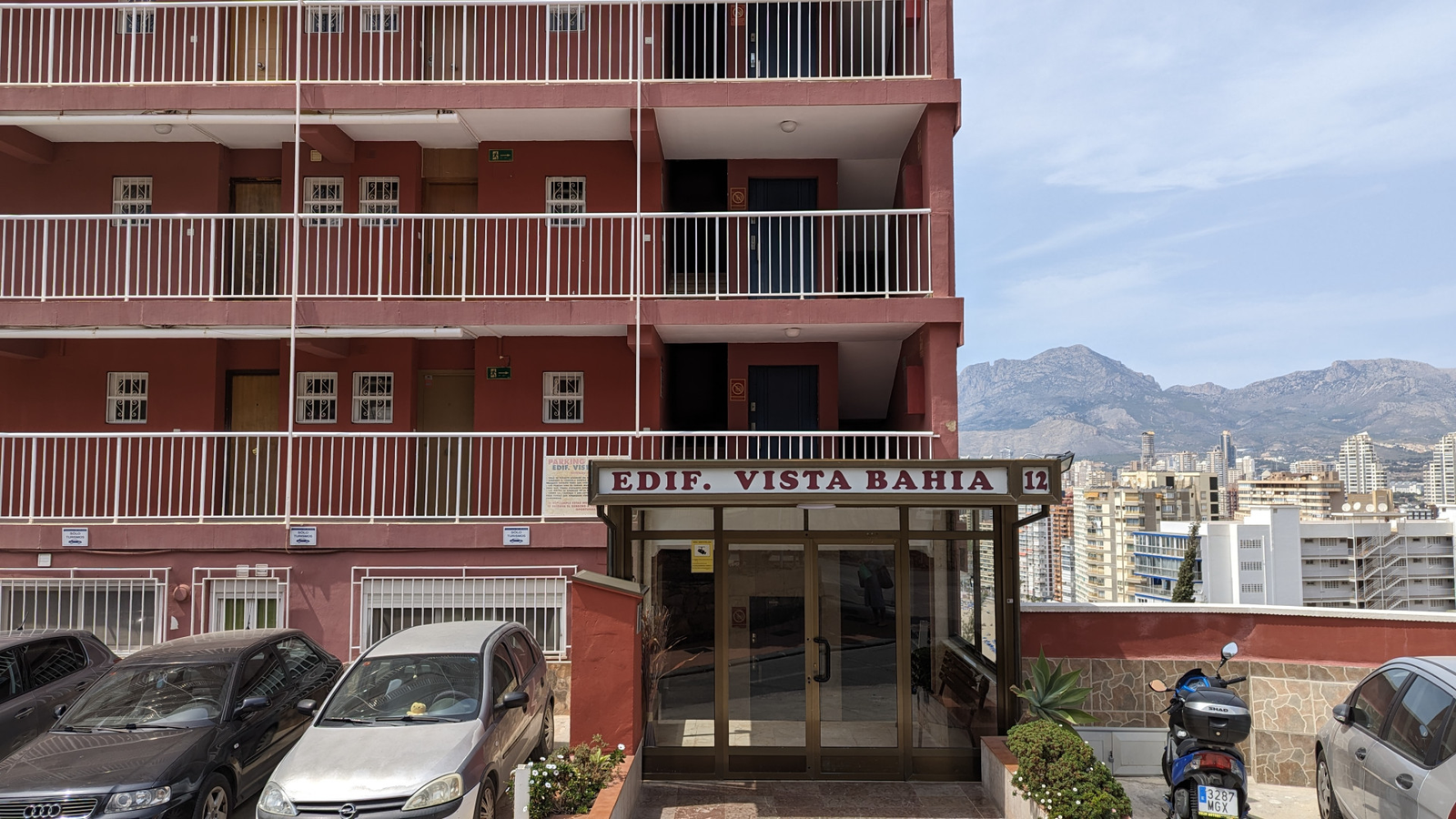 photo of Apartments on C. Sierra Dorada, 2, 03503 Benidorm, Alicante, Spain