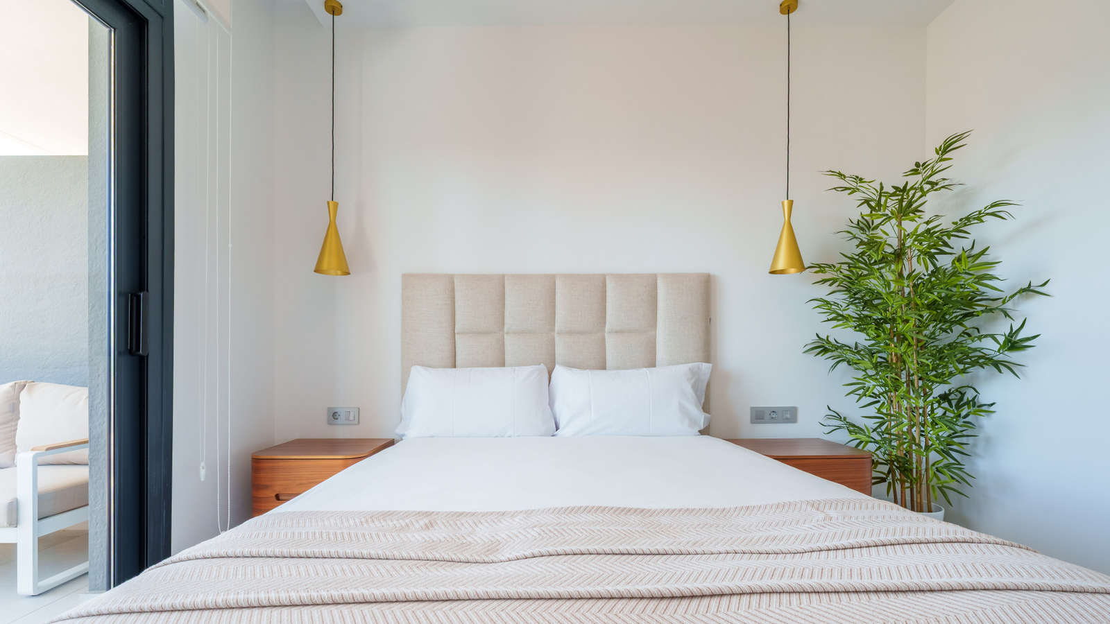 photo of Apartments on Calle Pdte. Adolfo Suárez, 14, 03502 Benidorm, Alicante, Spain