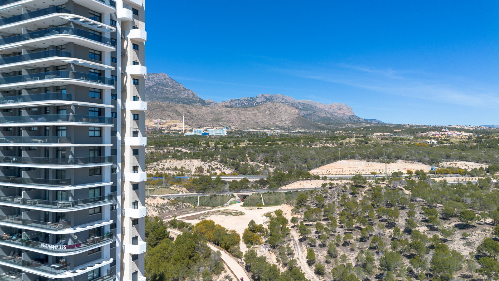 photo of Apartments on Calle Pdte. Adolfo Suárez, 14, 03502 Benidorm, Alicante, Spain