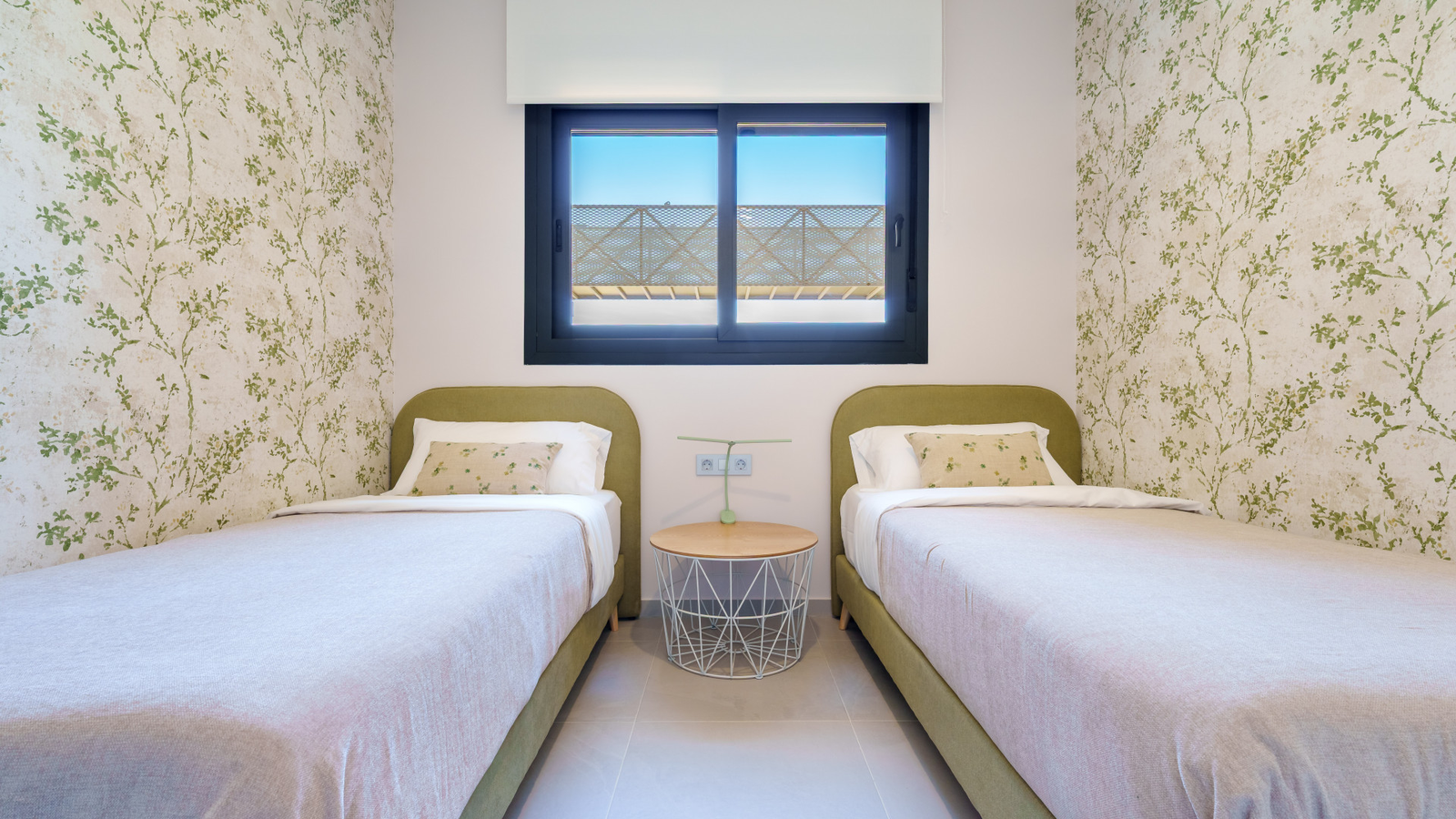 photo of Apartments on Calle Pdte. Adolfo Suárez, 14, 03502 Benidorm, Alicante, Spain