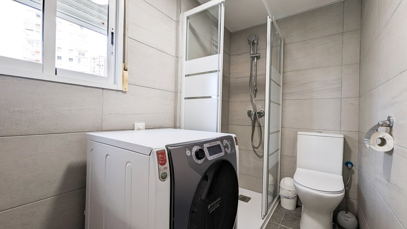 photo of Apartments on C. de Manila, 2, 03503 Benidorm, Alicante, Spain