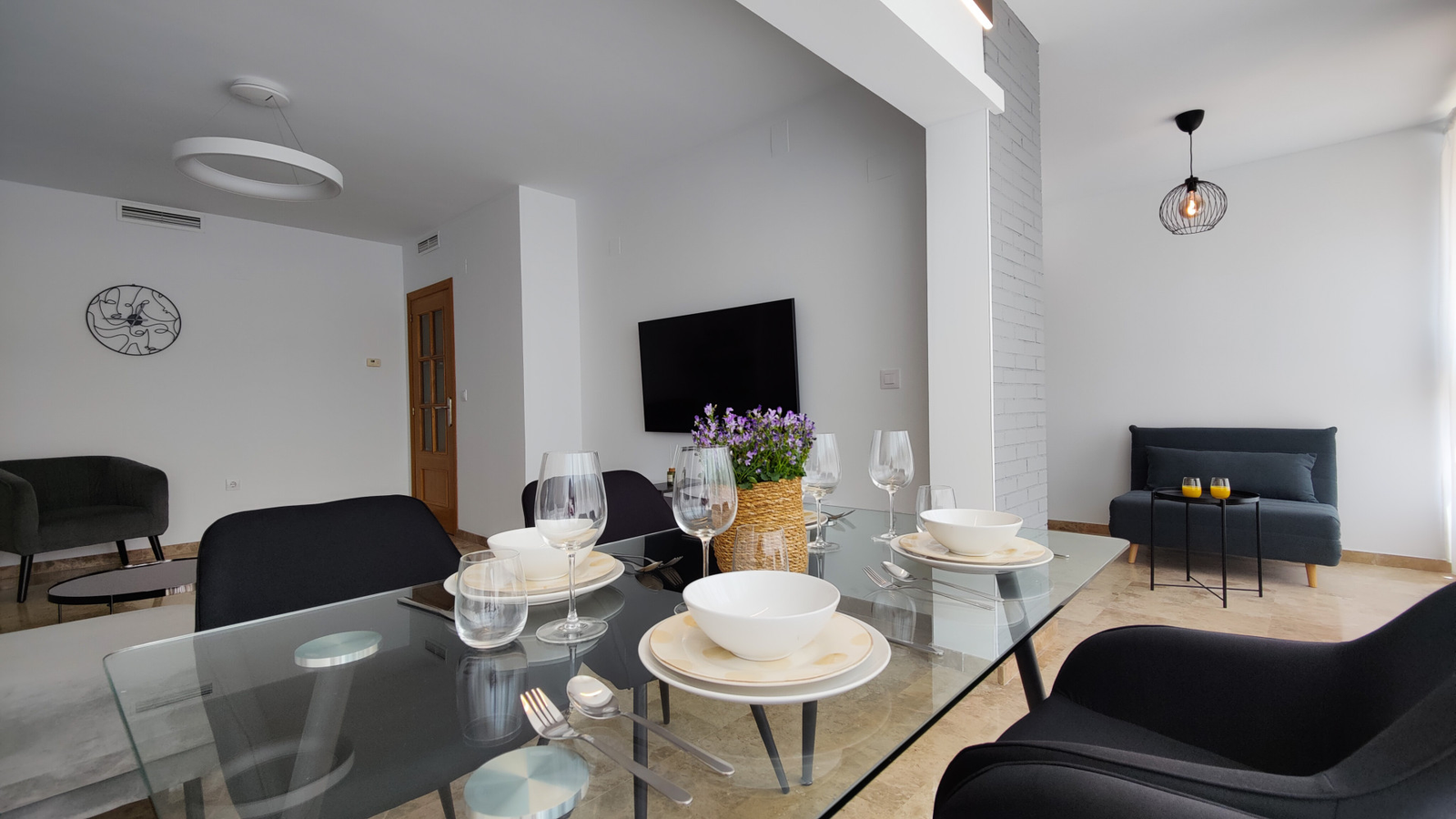 photo of Apartments on Carrer de la Torre les Maçanes, 1, 03502 Benidorm, Alicante, Spain