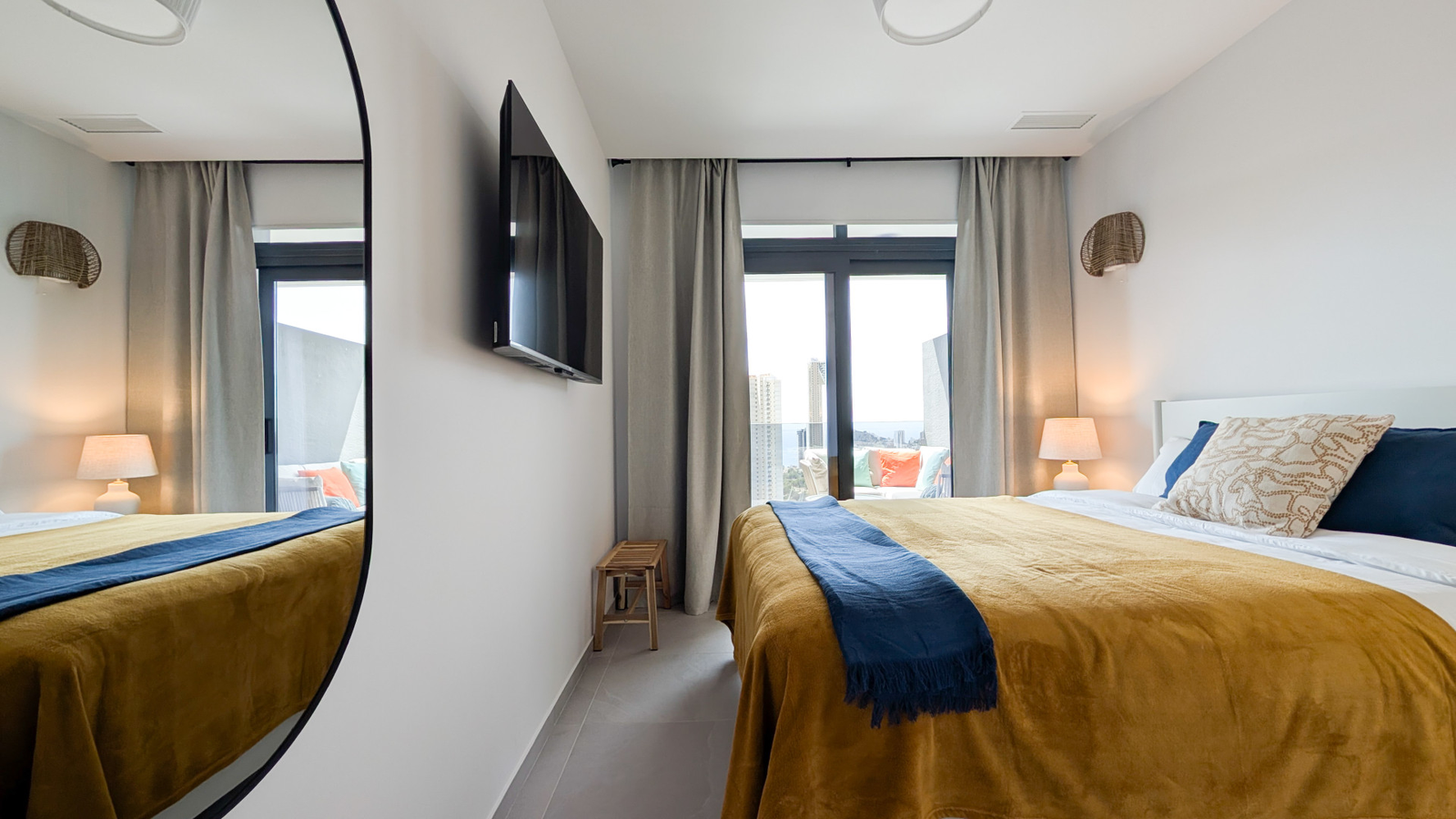 photo of Apartments on Calle Pdte. Adolfo Suárez, 14, 03502 Benidorm, Alicante, Spain
