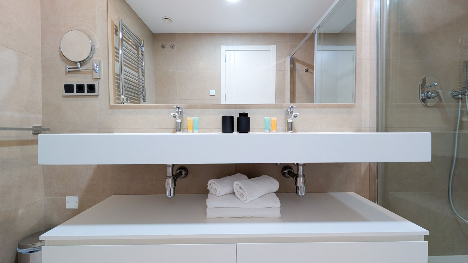 photo of Apartments on Av. de Uruguay, 2, 03502 Benidorm, Alicante, Spain