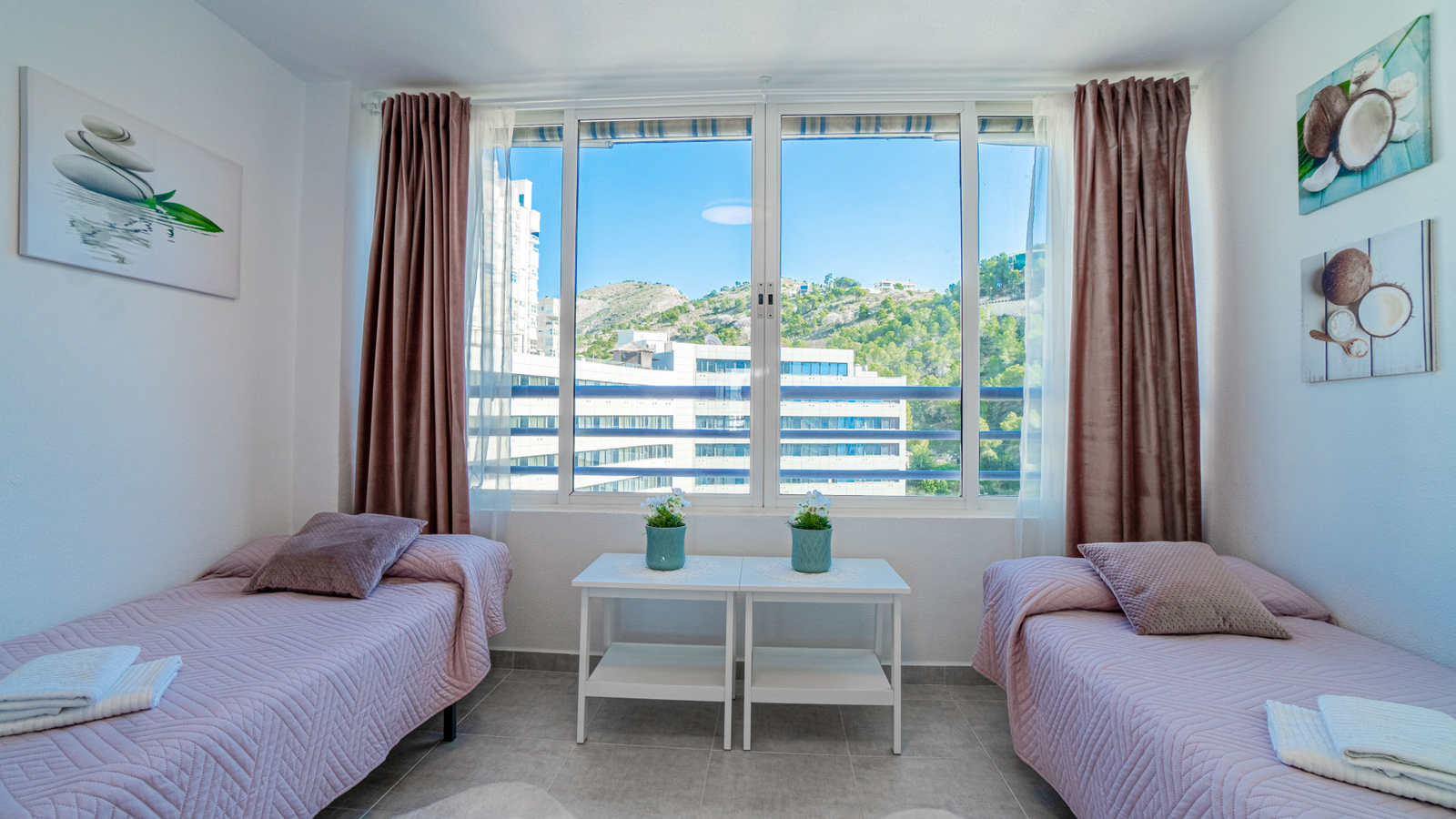 photo of Apartments on C. de Bonn, 4, 03503 Benidorm, Alicante, Spain