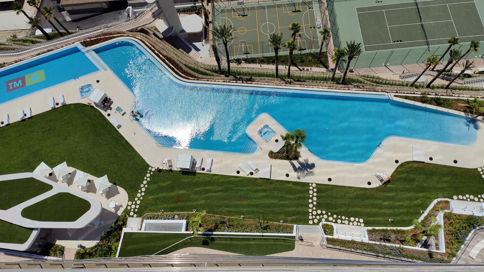 photo of Apartments on Av. de la Armada Española, 18, 03502 Benidorm, Alicante, Spain