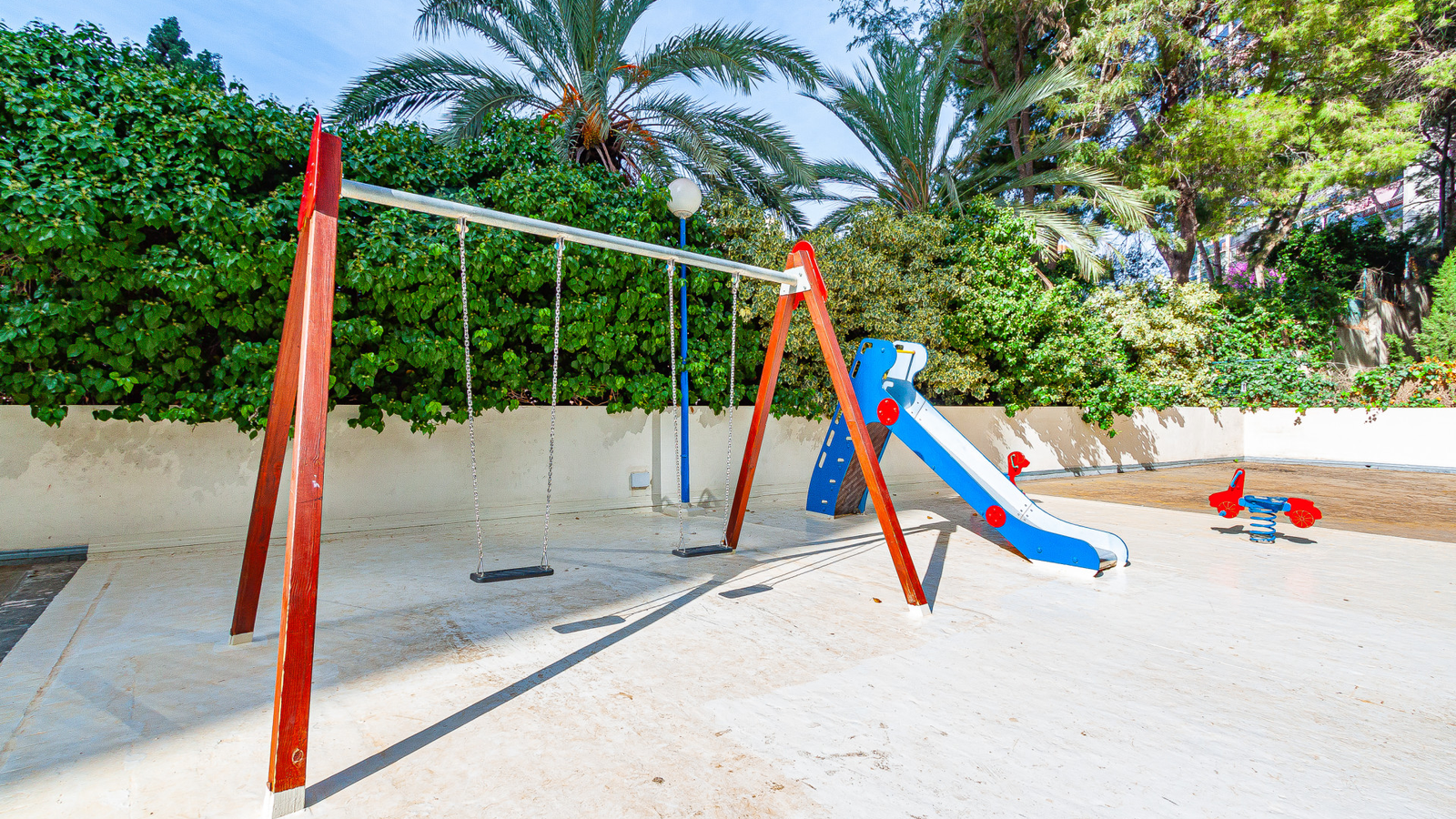 photo of Apartments on C. Sierra Dorada, 3b, 03503 Benidorm, Alicante, Spain
