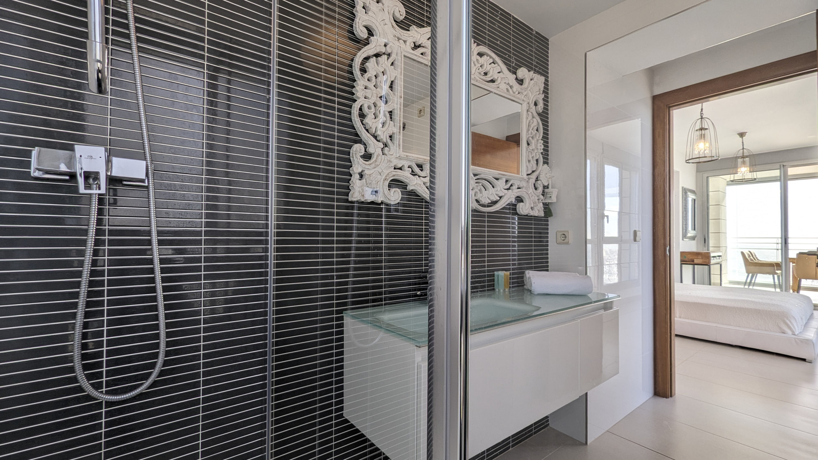 photo of Apartments on P.º Maritimo Playa del Bol, 59, 03710 Calpe, Alicante, Spain